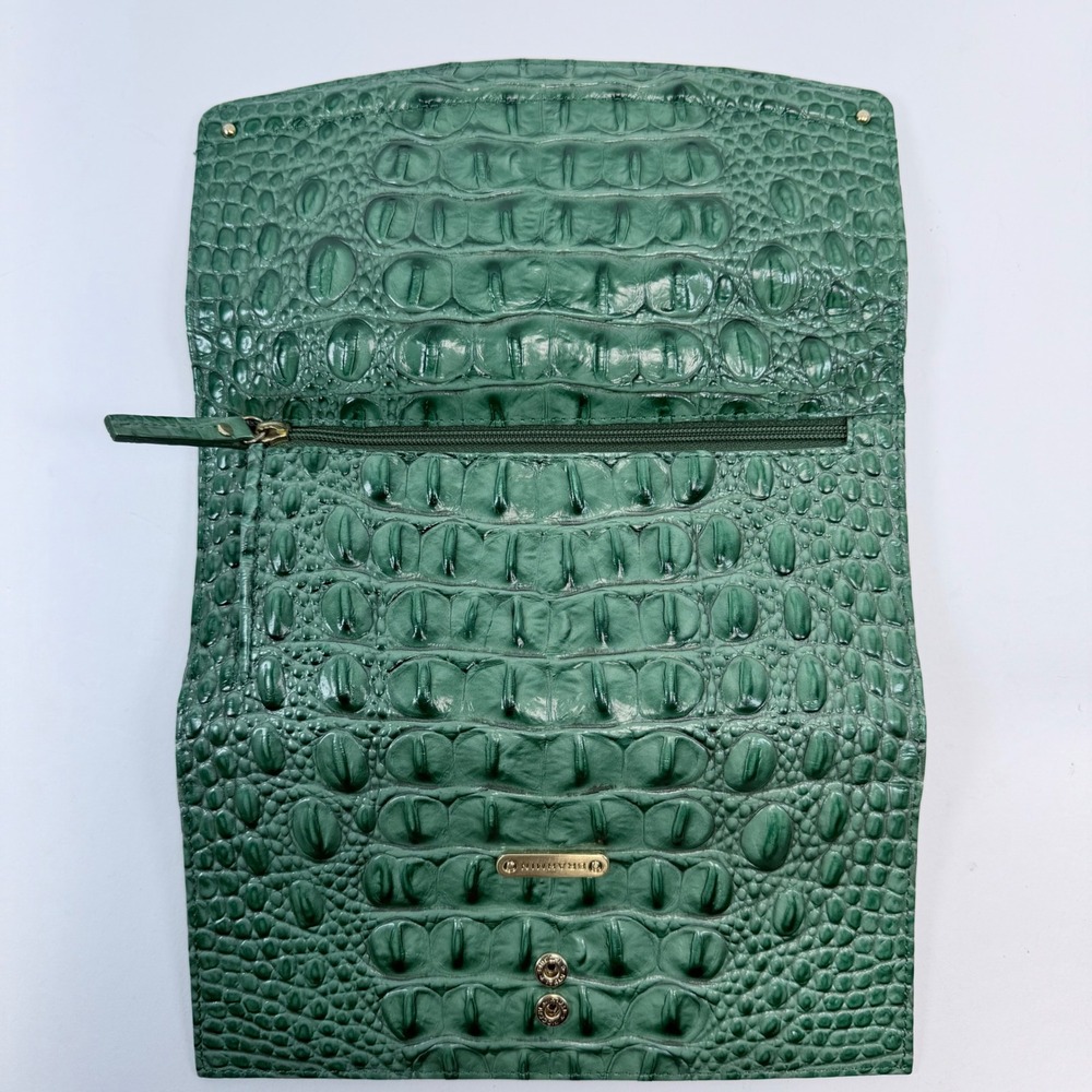 Brahmin Cordelia Wallet Jade Melbourne Green Embossed Leather Crocodile Print - Picture 5 of 6